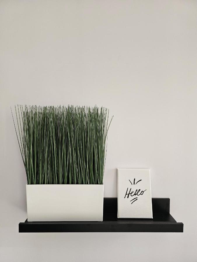 Newly Renovated Garden view apartment!! Athene Buitenkant foto