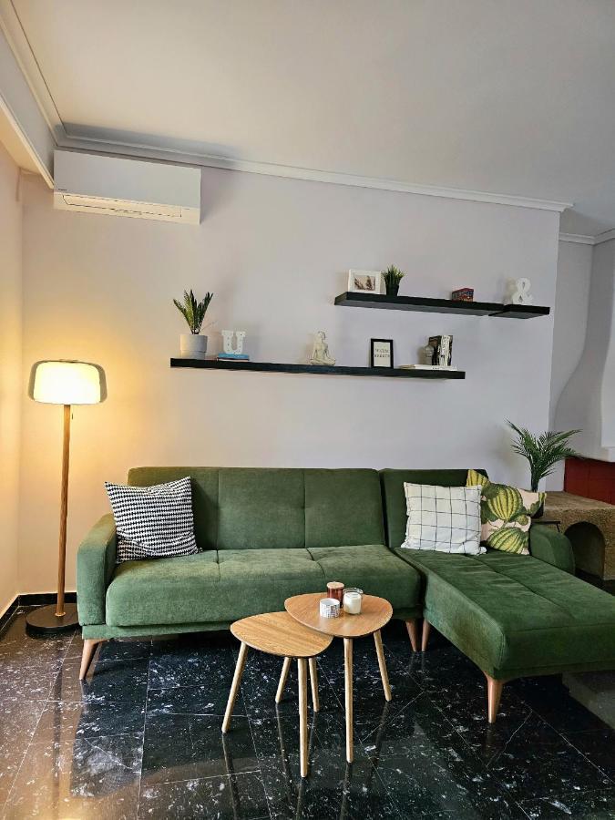 Newly Renovated Garden view apartment!! Athene Buitenkant foto